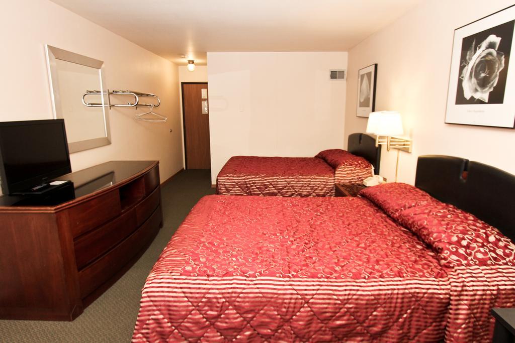 Luck Country Inn Стая снимка