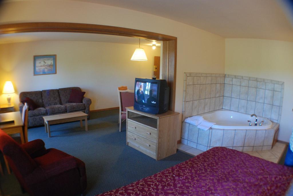 Luck Country Inn Стая снимка