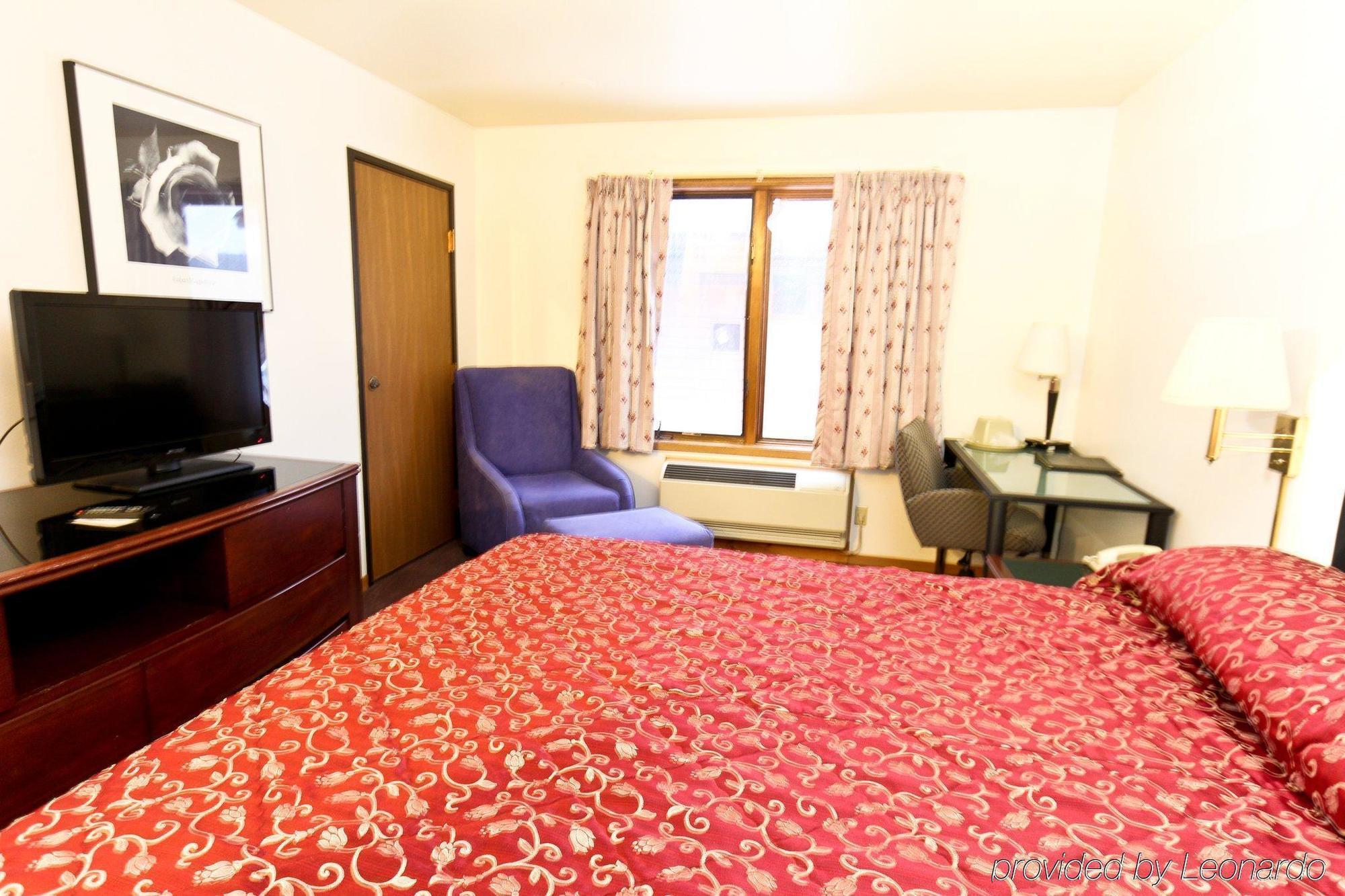 Luck Country Inn Екстериор снимка